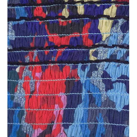 Ro's Garden Trinity Smocked Floral Top Blouse XS Blue | NEW $165 - Picture 6 of 6